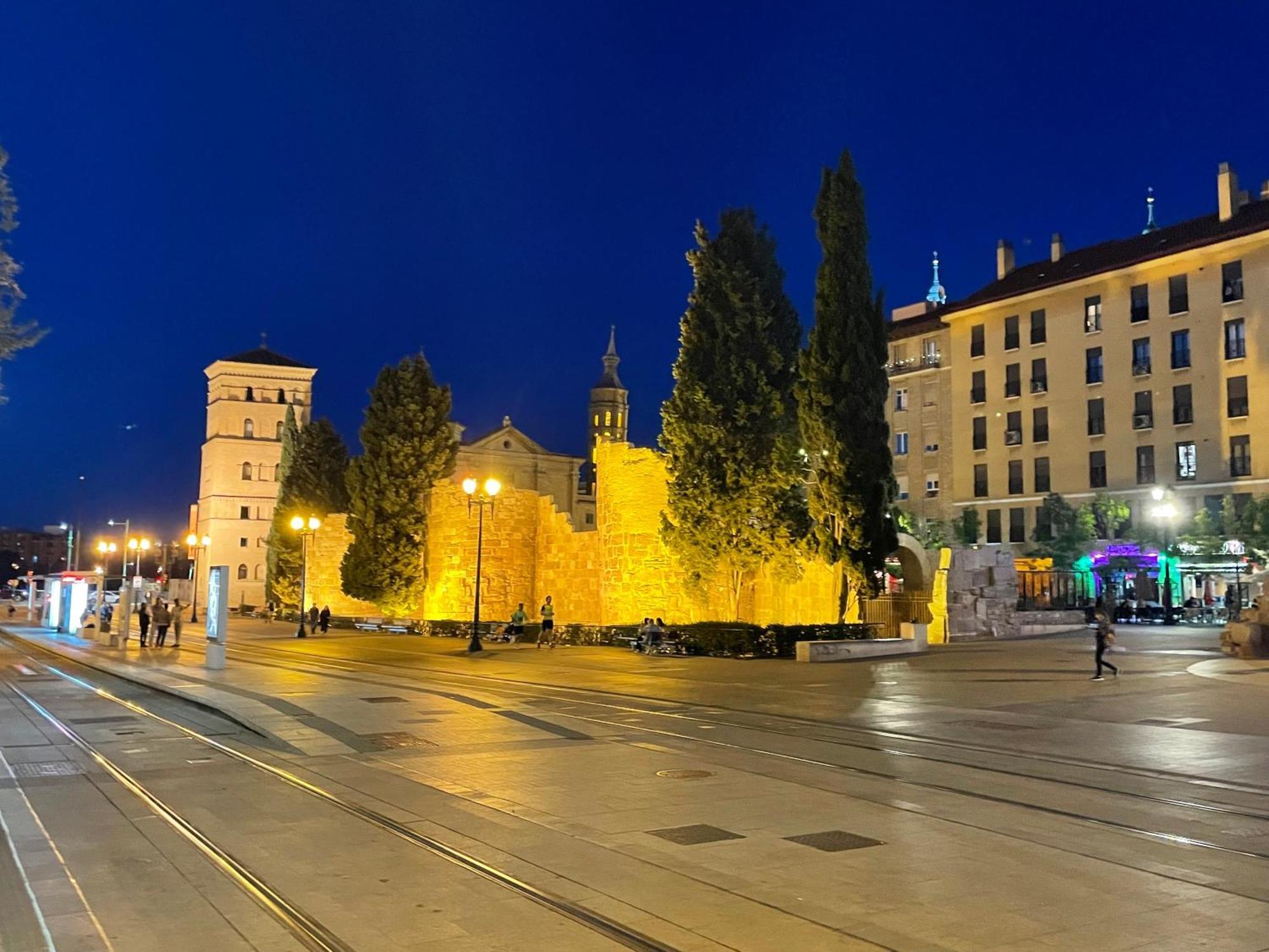 Atico Junto A Mercado Central, Con Parking Gratis Zaragoza Luaran gambar
